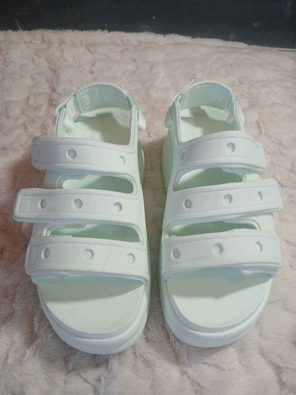 Crocs Soho Sport Sandal 212032 Retro Ice Womens Size 10
